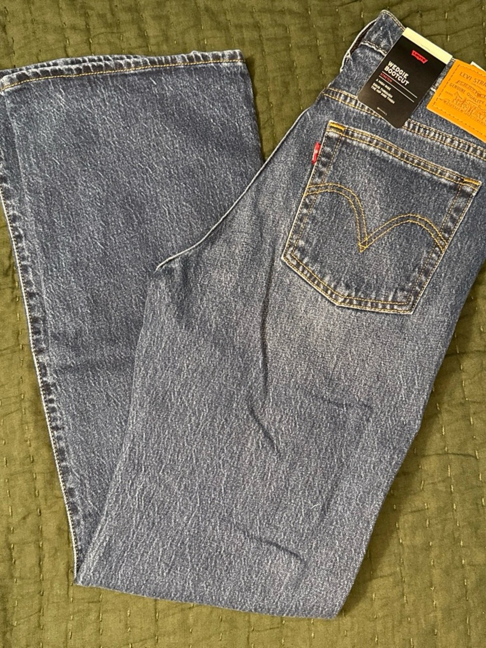 Levi's Women’s Dark Blue Bootcut Jeans with Contrast Stitching